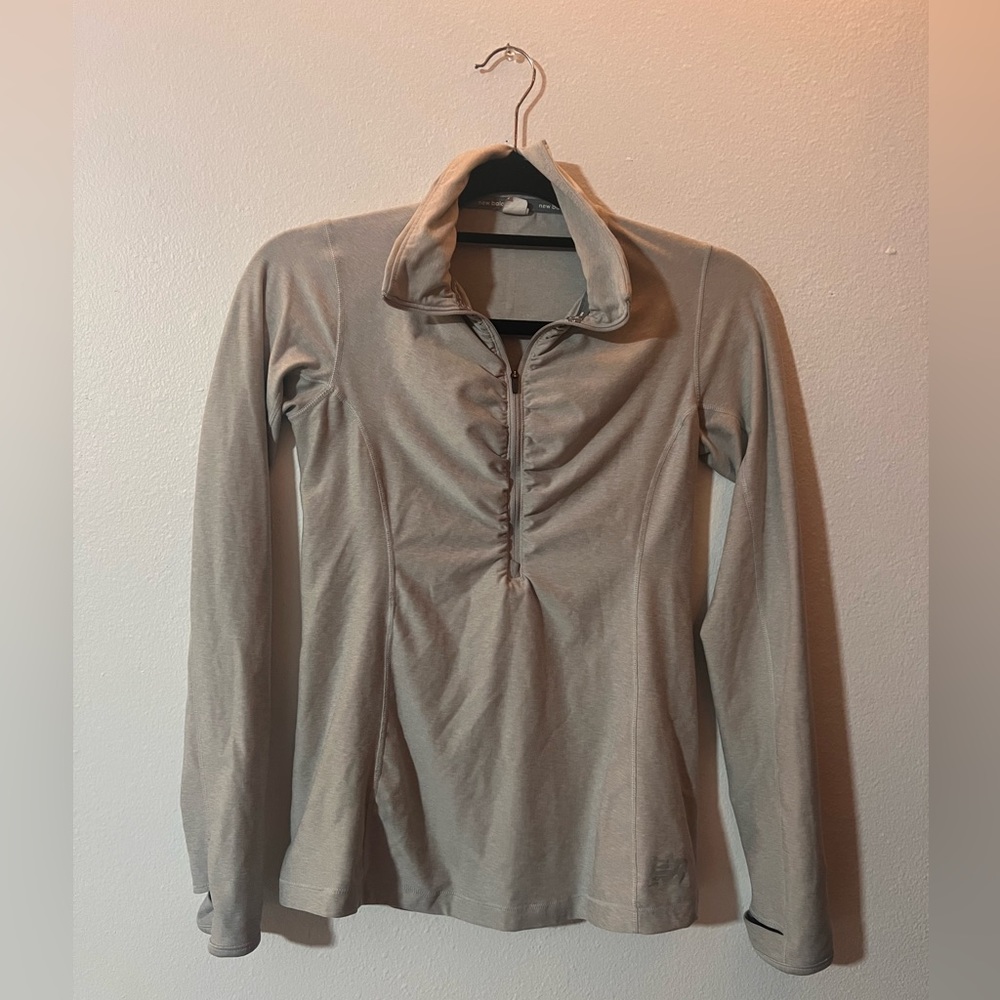 New balance zip up